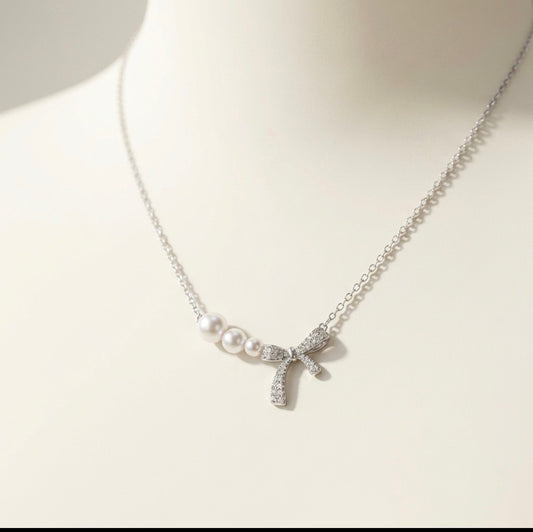 Pearl Bow Necklace