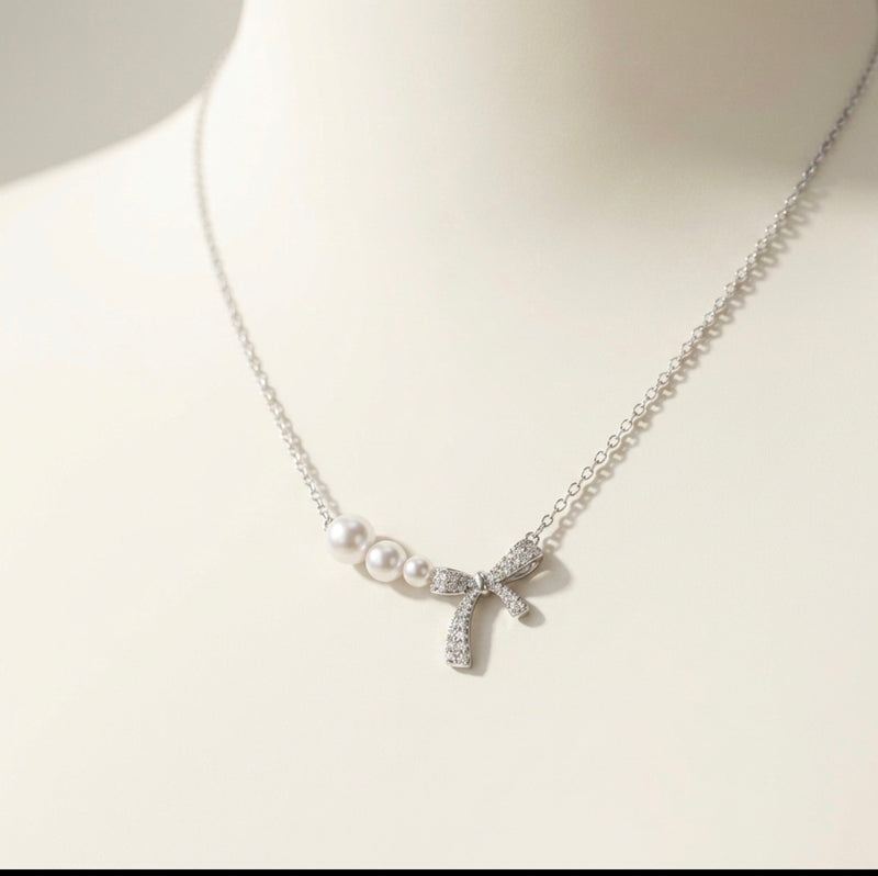 Pearl Bow Necklace